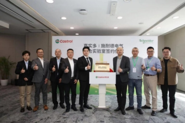 Castrol and Schneider Electric open new liquid cooling co-laboratory in Shanghai