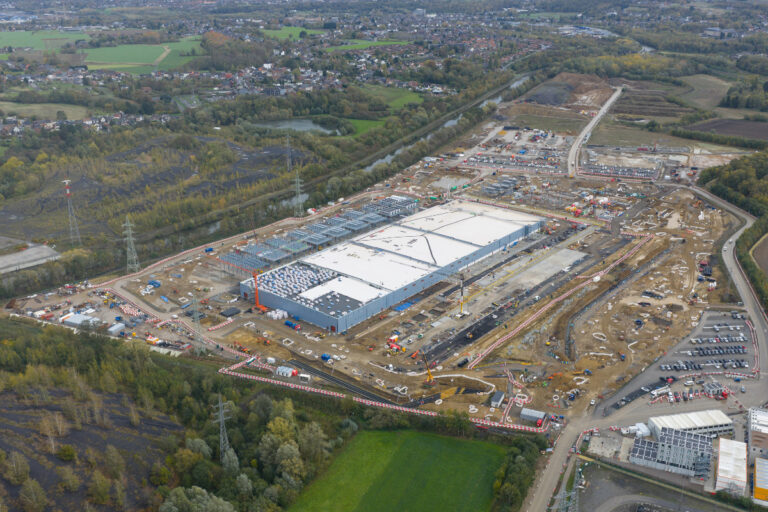 DCR Predicts: The ‘gig economy’ is coming to data centres in 2026